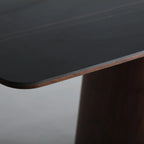 Esstisch „Dinsac“ – Schwarze Keramik & Holz