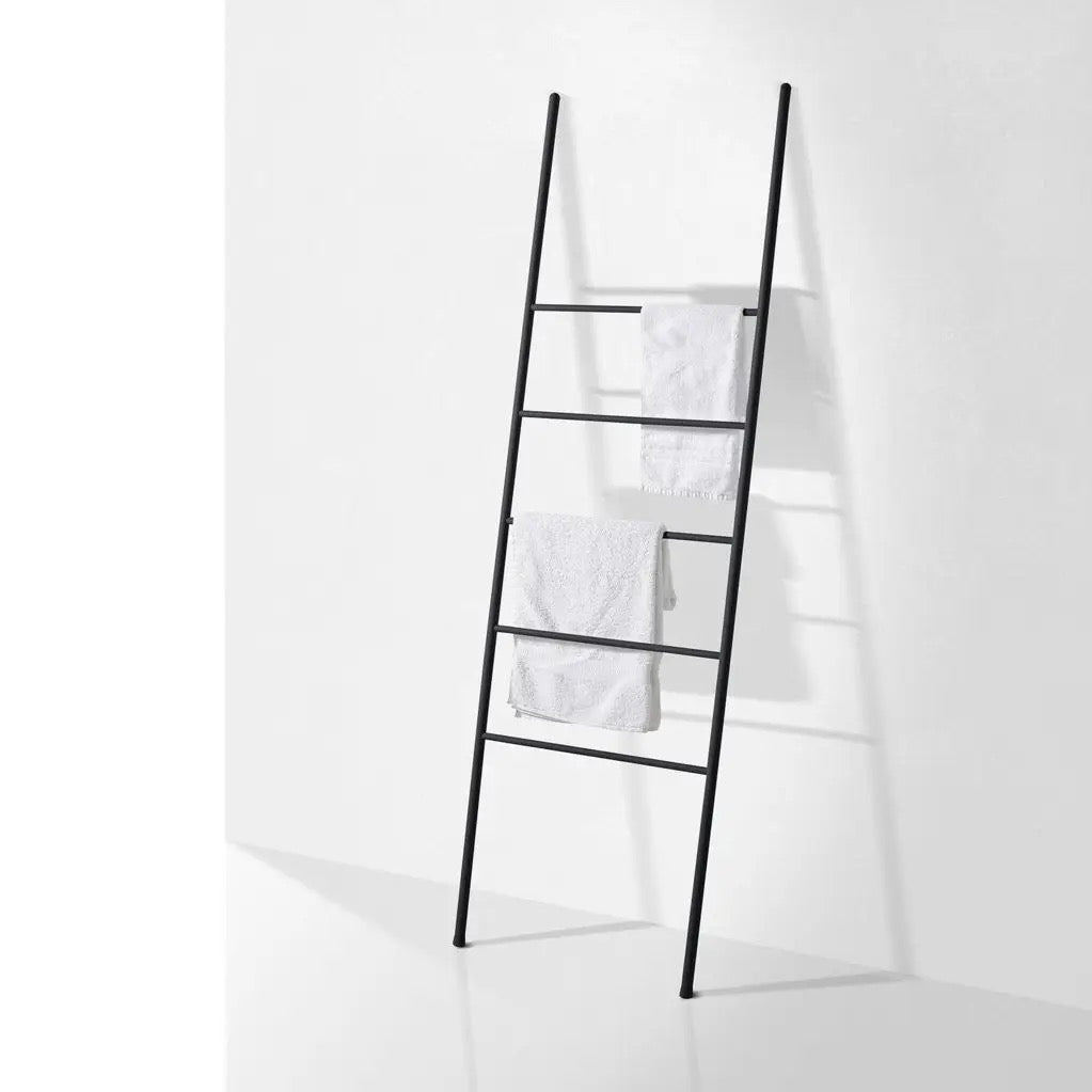 Handtuchleiter „Sable“ – Metall, Weiß oder Mattschwarz, 160 cm